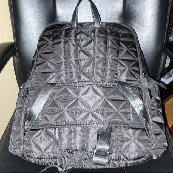 Kenneth Cole REACTION Emma Women's Backpack 15" Laptop - Picture 6 of 7